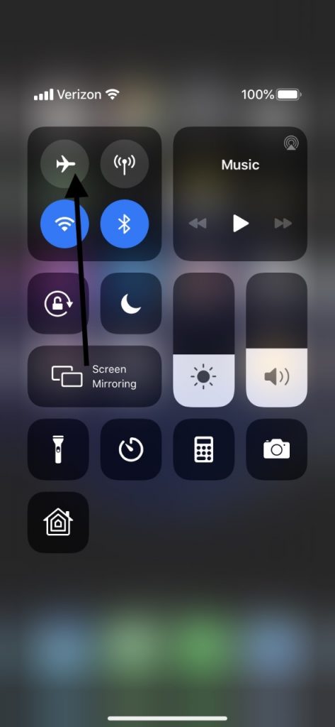 Hey Siriのための飛行機モードが機能していません