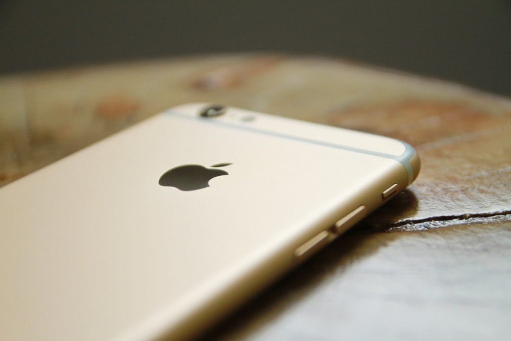iPhone 6対iPhone 6 Plus